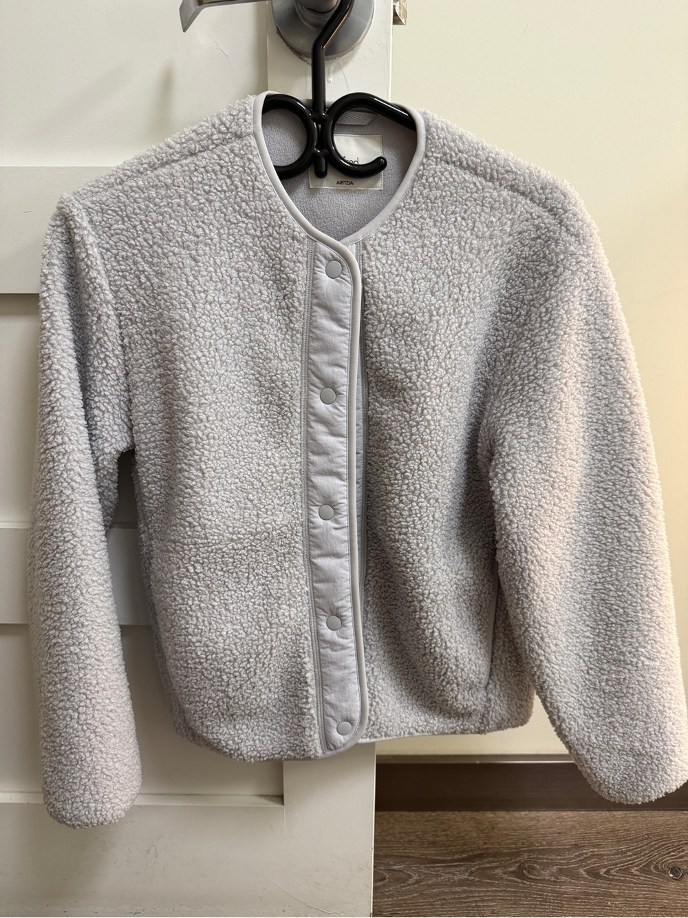 Aritzia (Wilfred) teddy fleece